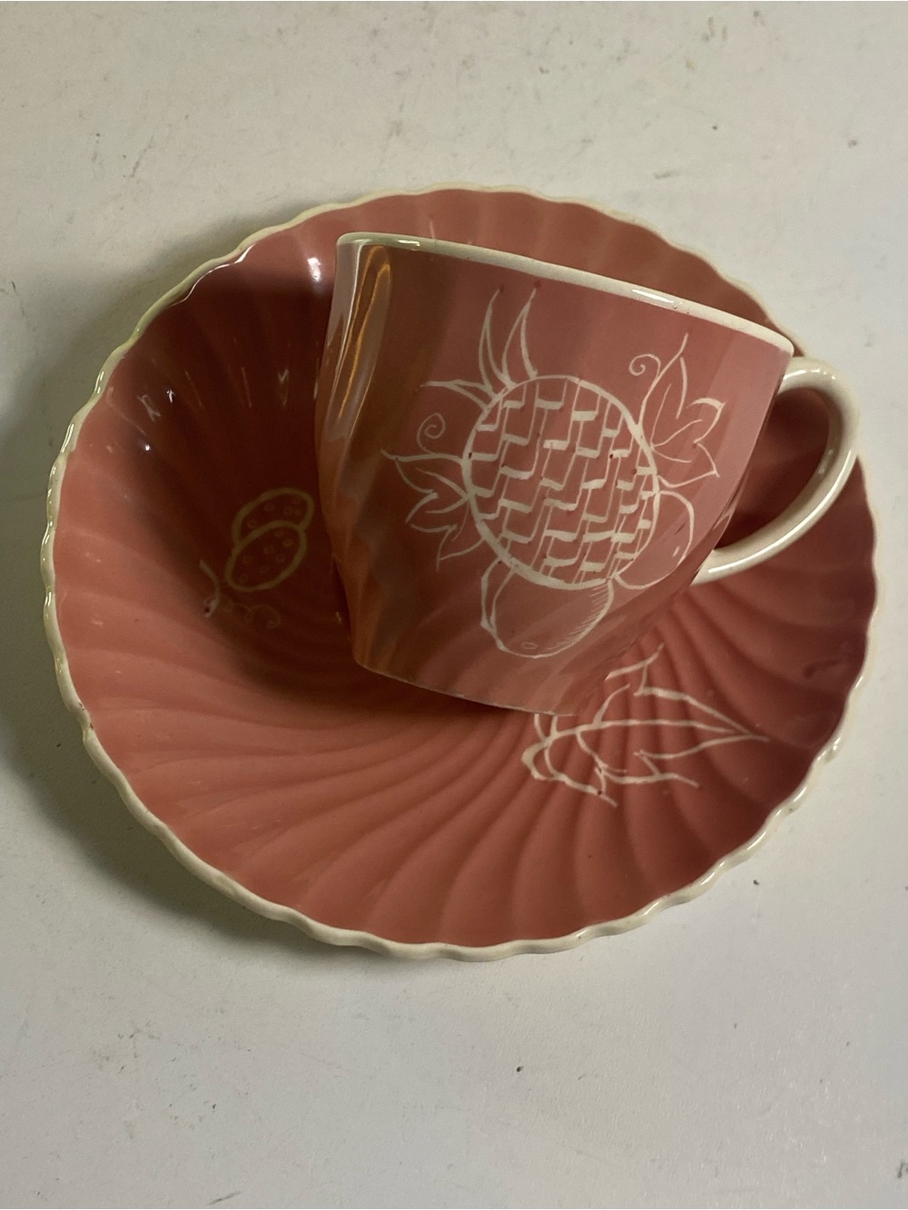 Vintage Susie Cooper Sgraffito Pineapple Demitasse Cup And Saucer
England